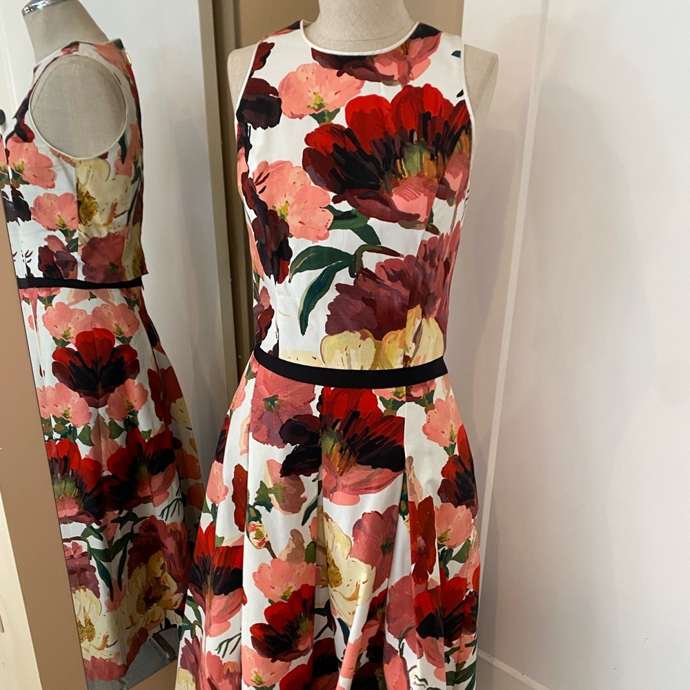 WHBM floral set with black waist banded skirt top size 0 skirt size 4